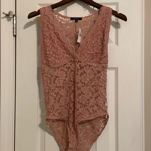 Bodysuit pink lace